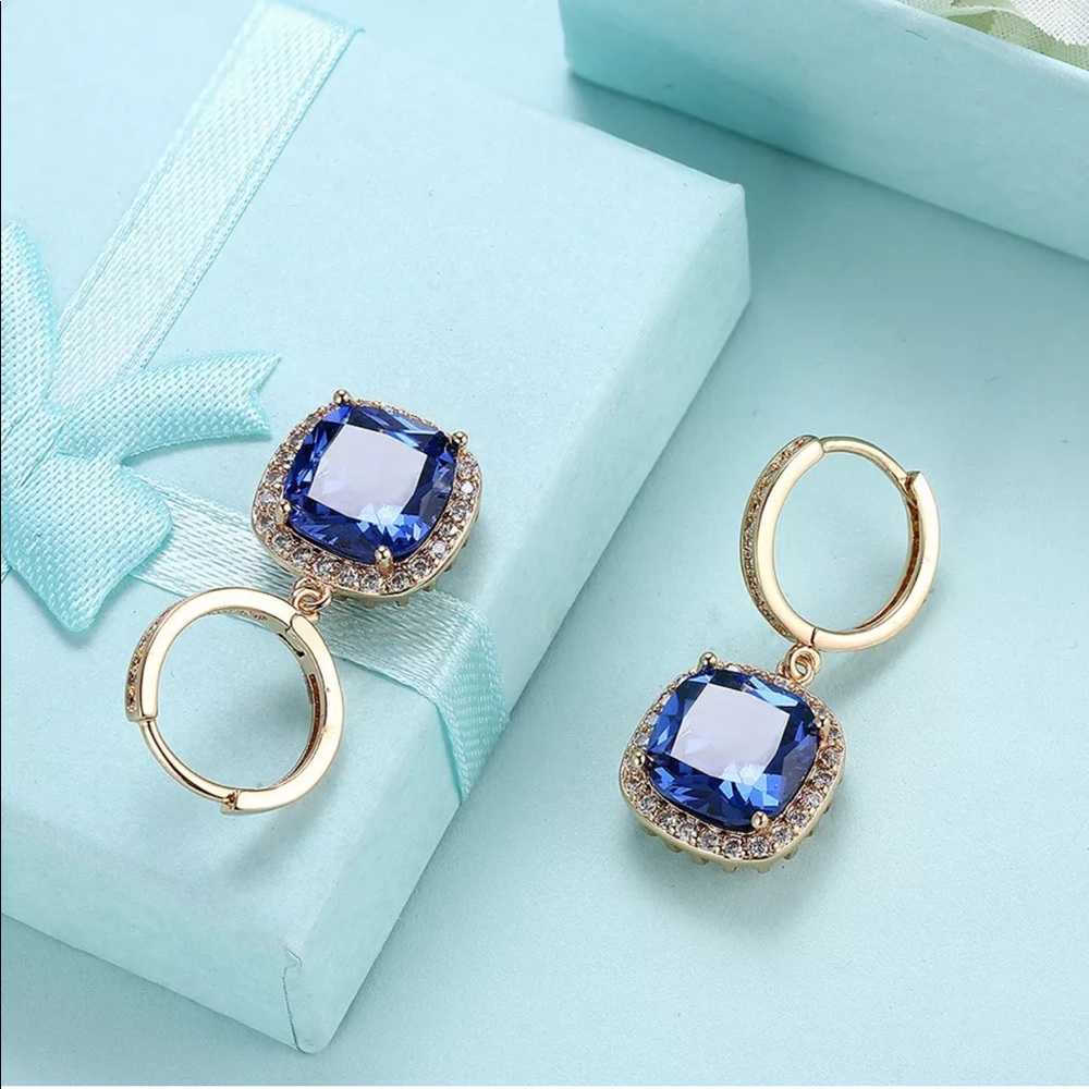 5.0 CT SWAROVSKI Crystal earrings 18K Gold Filled - Picture 2 of 5